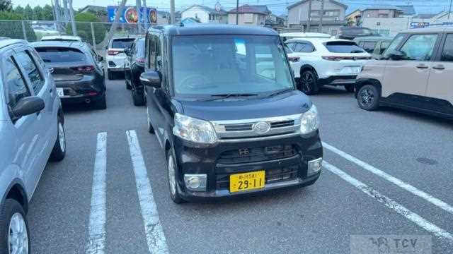 2014 Daihatsu Tanto