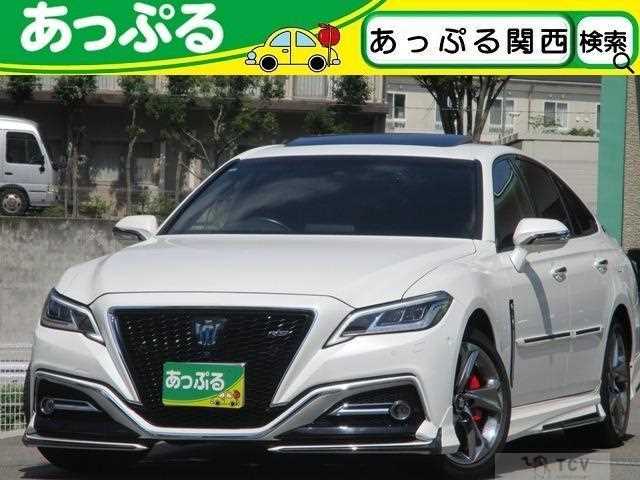 2019 Toyota Crown Hybrid