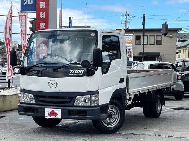 2006 Mazda Titan Dash