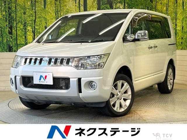 2013 Mitsubishi Delica D5