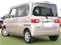 2011 Daihatsu Tanto
