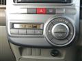 2011 Daihatsu Tanto