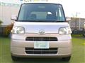 2011 Daihatsu Tanto