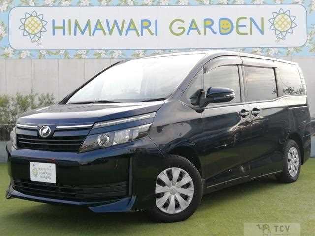 2017 Toyota Voxy