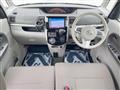 2017 Daihatsu Tanto