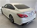2018 Toyota Crown Hybrid