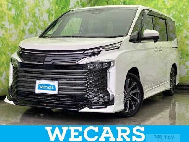 2022 Toyota Voxy