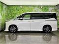 2022 Toyota Voxy