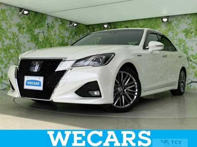 2017 Toyota Crown Hybrid