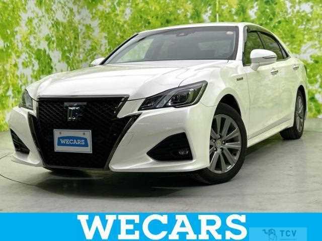 2017 Toyota Crown Hybrid