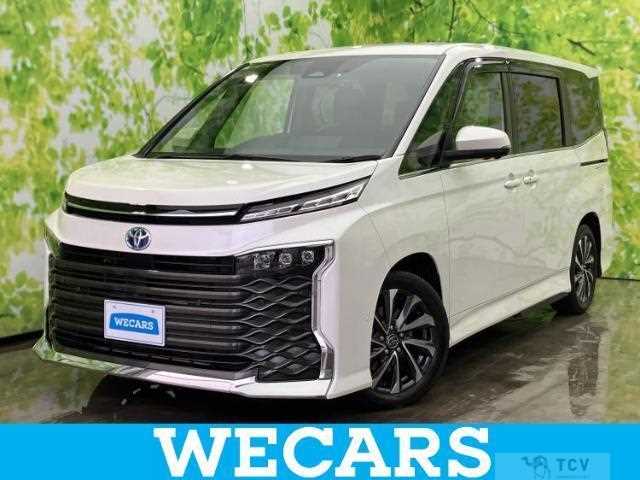 2023 Toyota Voxy