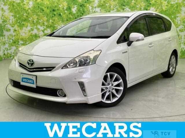 2013 Toyota PRIUS α