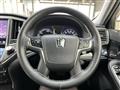 2013 Toyota Crown Hybrid