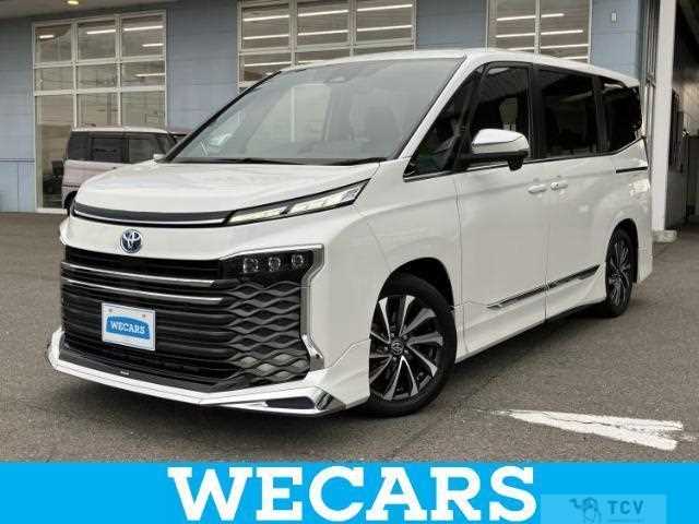 2022 Toyota Voxy