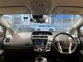2017 Toyota PRIUS α