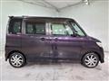 2010 Nissan ROOX