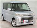 2011 Daihatsu Tanto