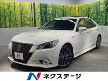 2013 Toyota Crown Hybrid