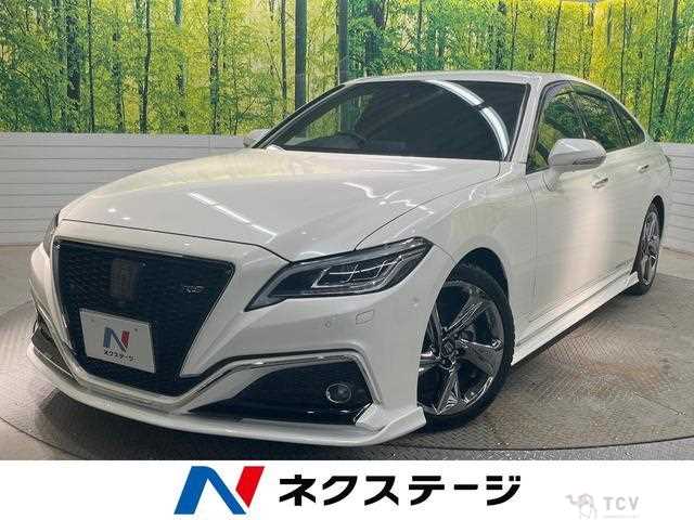 2018 Toyota Crown Hybrid