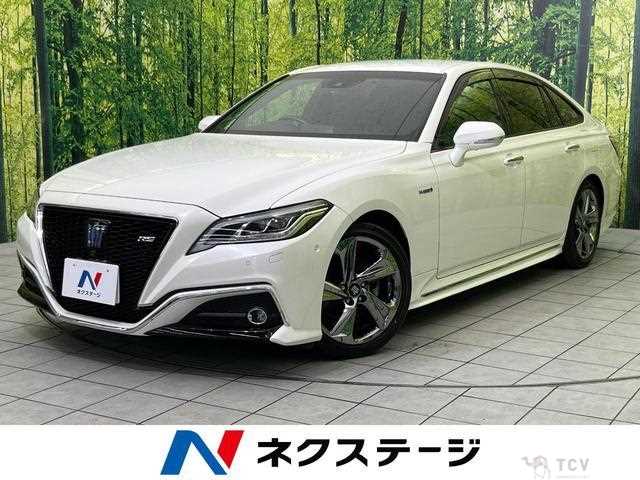 2018 Toyota Crown Hybrid