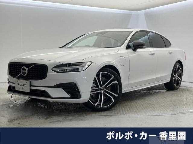 2022 Volvo S90