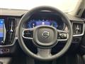2022 Volvo S90