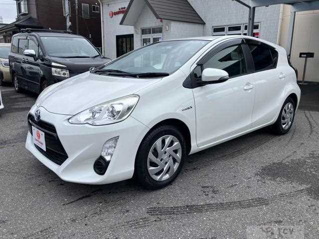 2015 Toyota AQUA