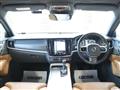 2017 Volvo V90