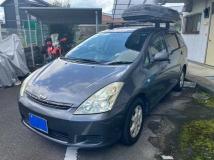 2004 Toyota Wish