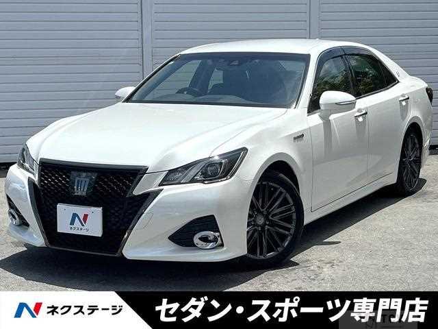 2017 Toyota Crown Hybrid