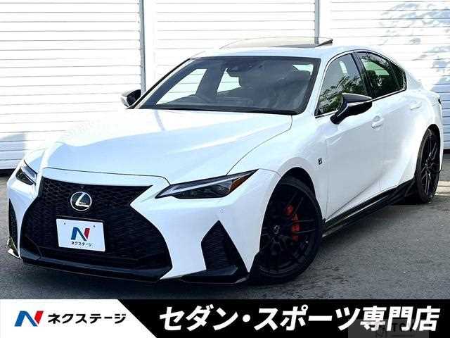 2021 Lexus IS