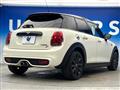 2019 BMW MINI