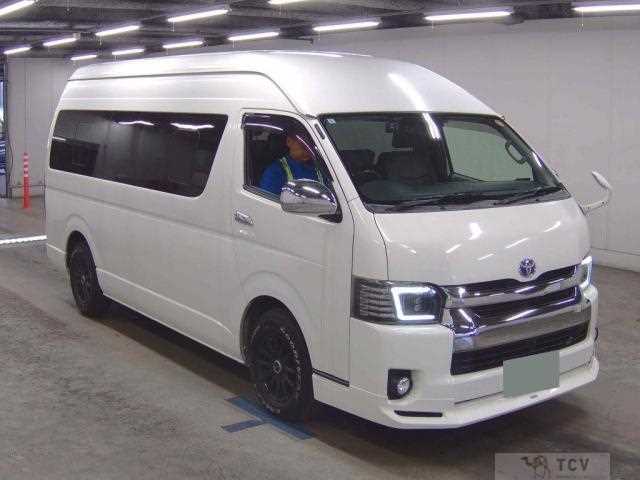 2014 Toyota Hiace Commuter