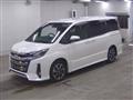 2017 Toyota Noah