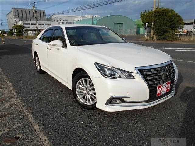 2017 Toyota Crown