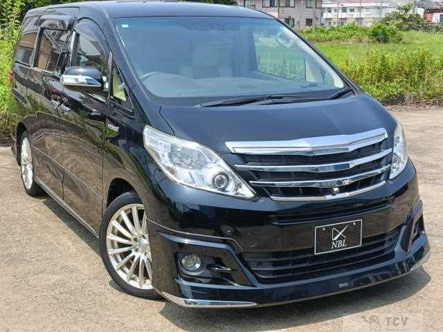 2013 Toyota Alphard Hybrid