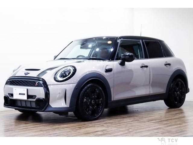 2023 BMW MINI