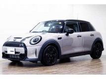 2023 BMW MINI