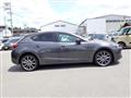 2016 Mazda Axela
