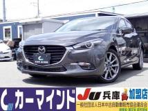 2016 Mazda Axela
