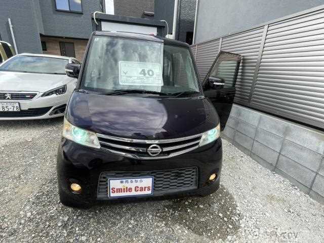 2011 Nissan ROOX