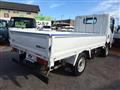 2020 Isuzu Elf Truck