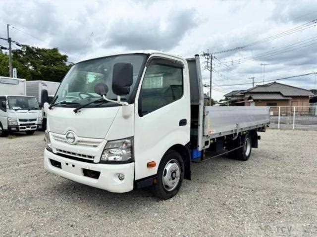 2017 Hino Hino Others