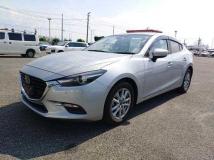 2019 Mazda Axela