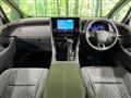 2025 Toyota Alphard Hybrid
