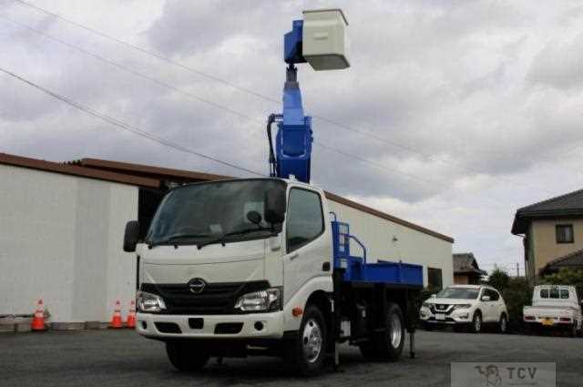 2017 Hino Dutro