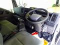 2023 Isuzu Elf Truck
