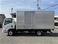 2020 Isuzu Elf Truck
