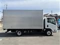 2020 Isuzu Elf Truck