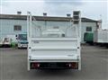 2010 Isuzu Elf Truck